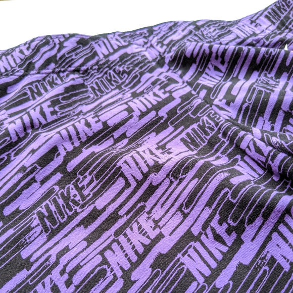 Nike Purple Printed Graphic Leggings - Picture 3 of 4